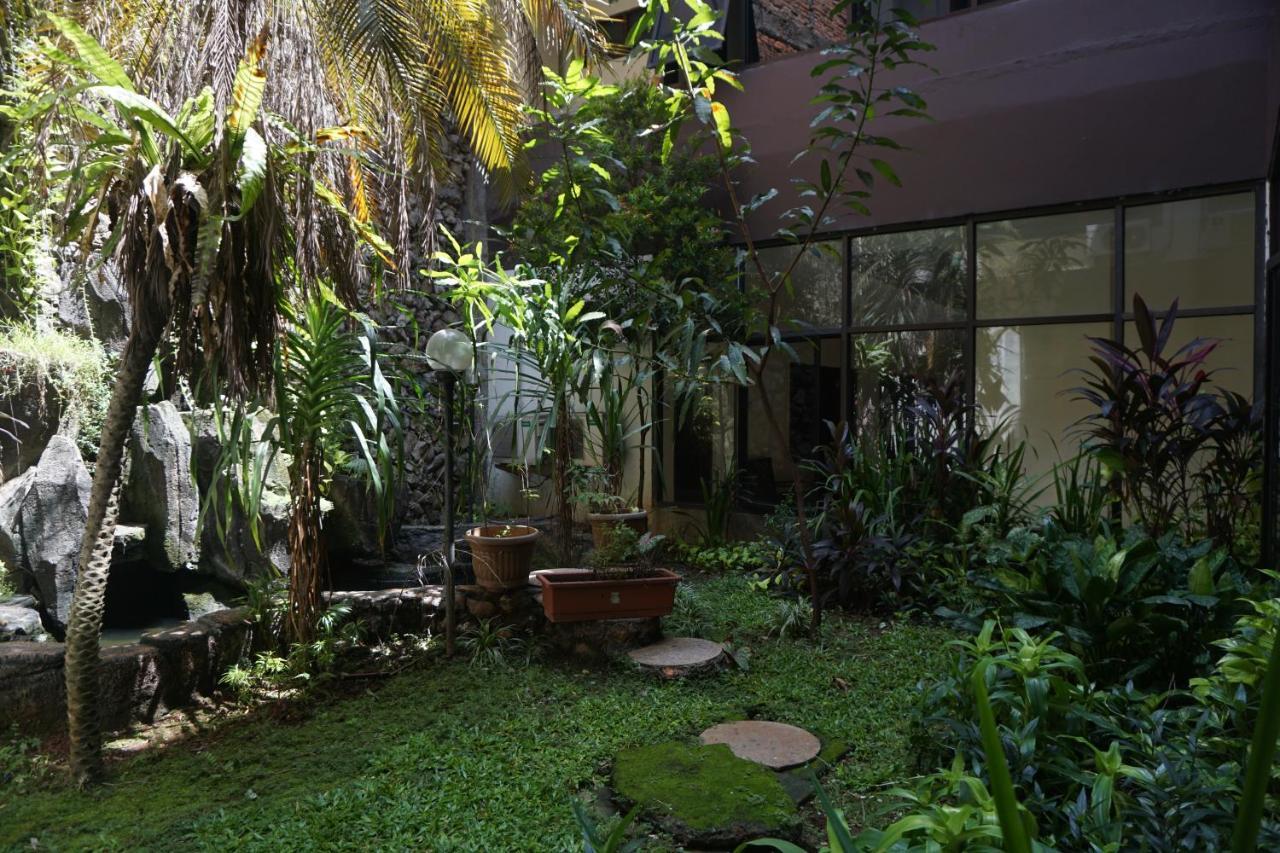 Hotel Nusantara Indah Syariah Jakarta Eksteriør billede